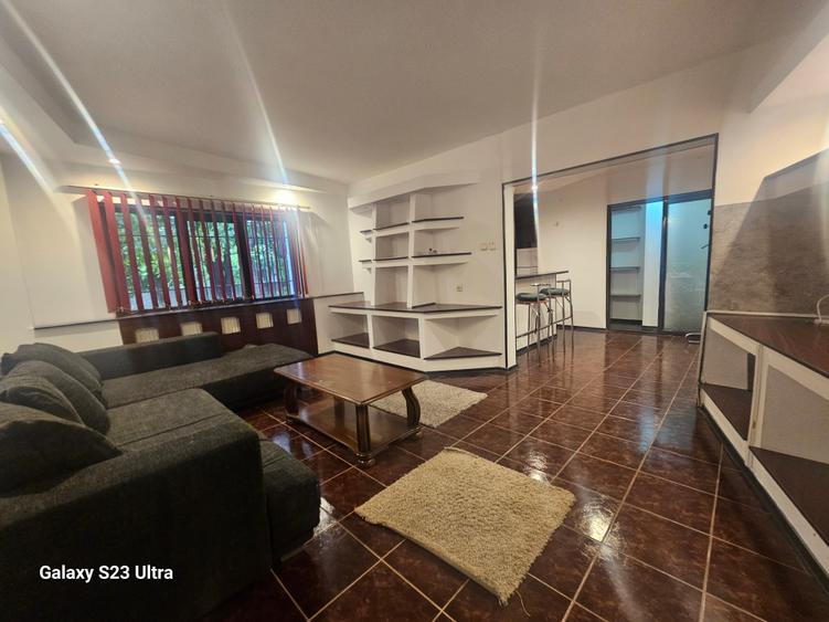Apartament cu 2 camere semidecomandat în Oancea