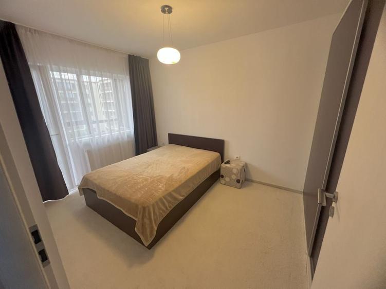 Apartament cu 2 camere semidecomandat în Palazu Mare