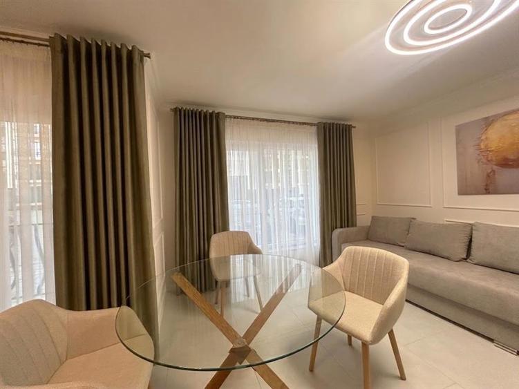 Apartament cu 2 camere decomandat, mobilat în Ipotești