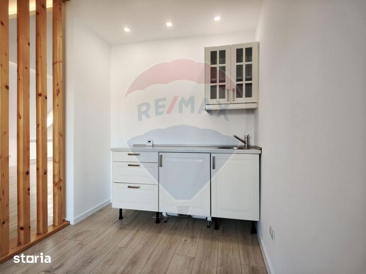 Casă cu 5 camere cu Teren 180 Mp în Victoriei