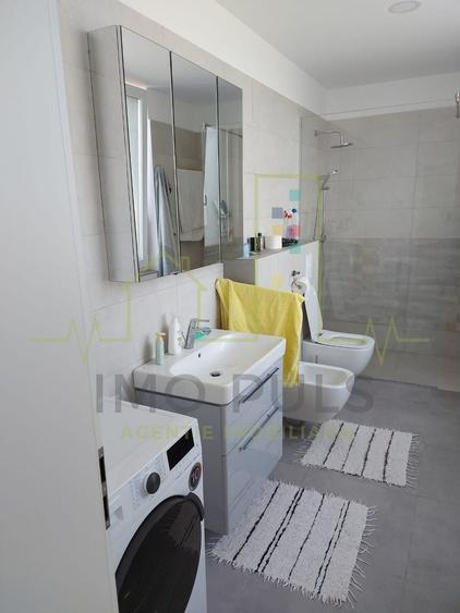 Apartament pe 3 nivele. Terasa 30 mp. 2 Balcoane. 2 Bai. Gradina - 15