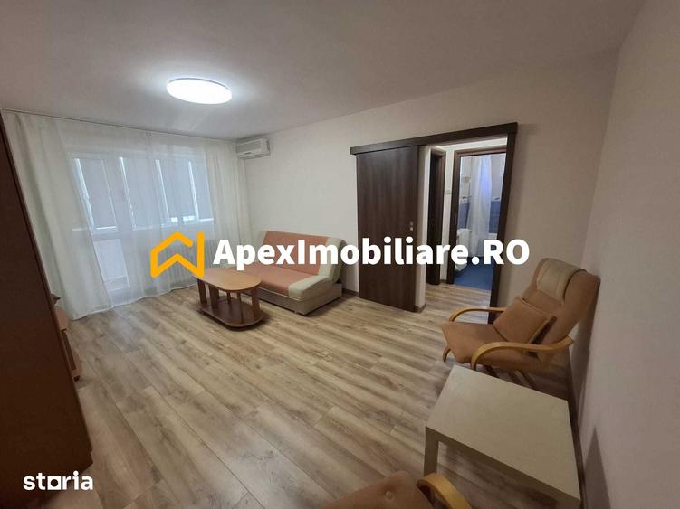 Apartament cu 2 camere decomandat în Titan