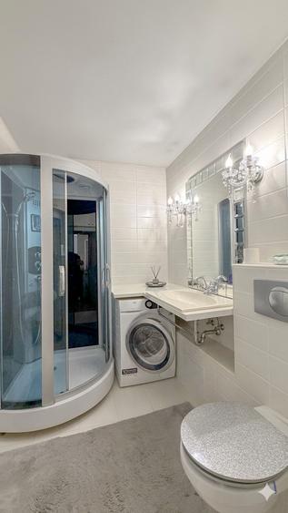Penthouse cu 4 camere decomandat, mobilat în Gemenii