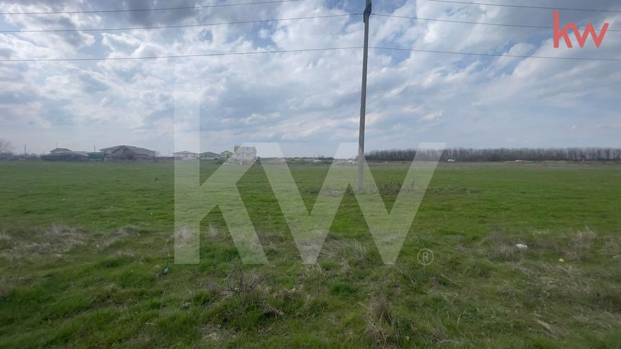 Teren Construcții intravilan de 1000 mp, în Cârcea