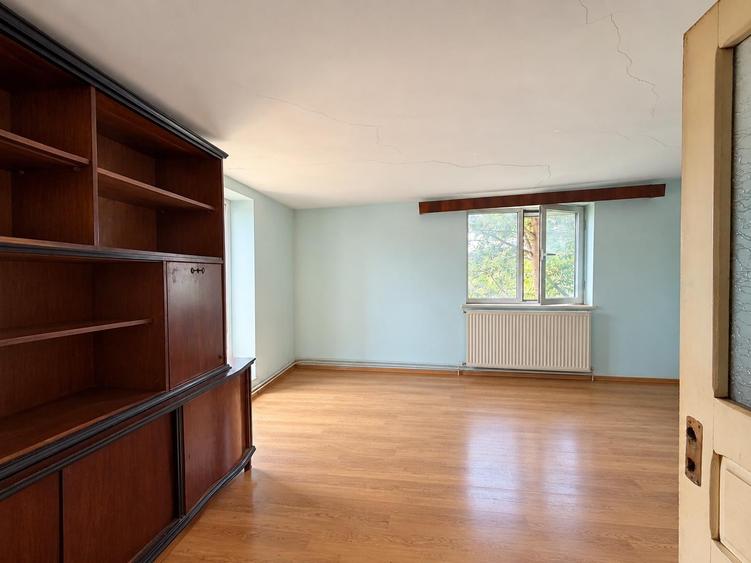 Casă individuală cu 4 camere cu Teren 600 Mp în Copou