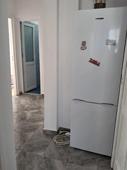 Apartament cu 3 camere decomandat în Ostroveni