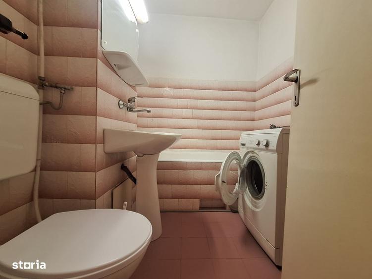 Garsonieră decomandată în Fabric
