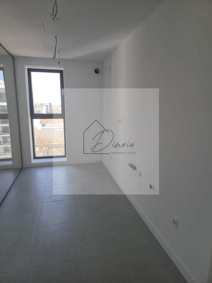 Apartament cu 2 camere decomandat în Aviației
