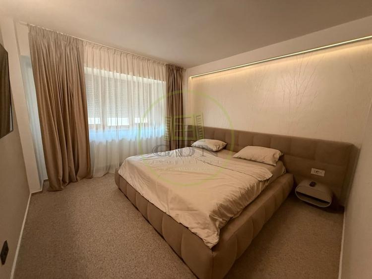 Apartament cu 2 camere decomandat, mobilat în Central