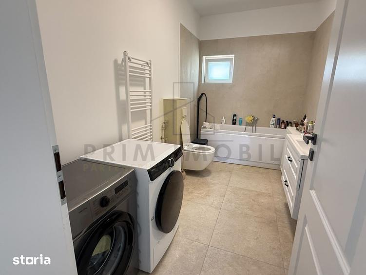 Casă cu 4 camere cu Teren 500 Mp în Holboca