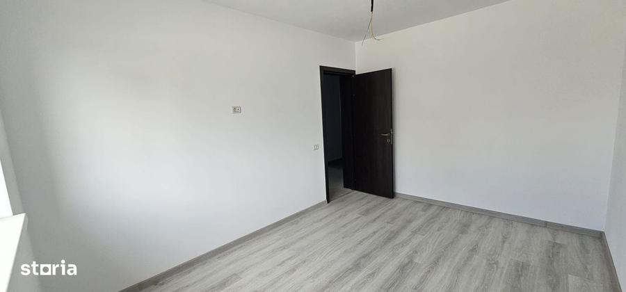 Apartament cu 2 camere decomandat în Sânpetru