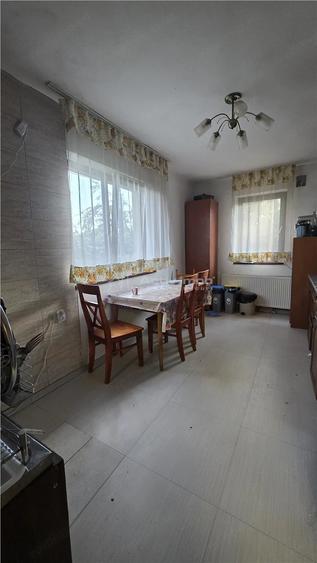 Casă cu Teren 494 Mp în 1 Mai