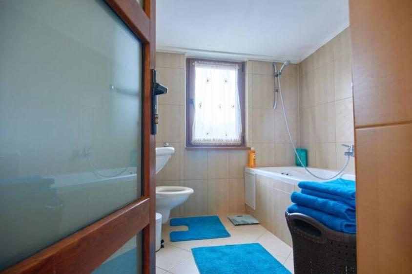 Apartament cu 2 camere semidecomandat în Centrul Istoric