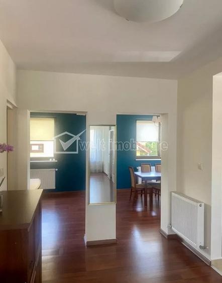 Apartament cu 3 camere semidecomandat în Europa