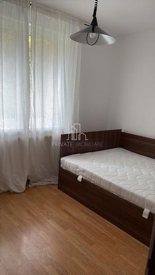 Apartament cu 4 camere decomandat în 7 Noiembrie