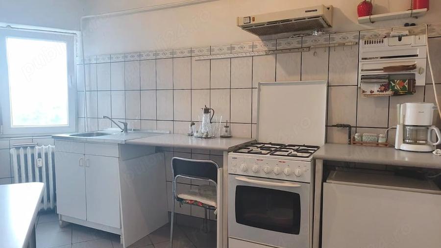 Apartament cu 4 camere decomandat în Ultracentral