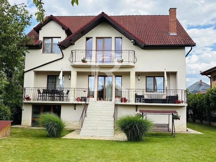 Casă individuală cu 5 camere cu Canalizare în Nord-Est