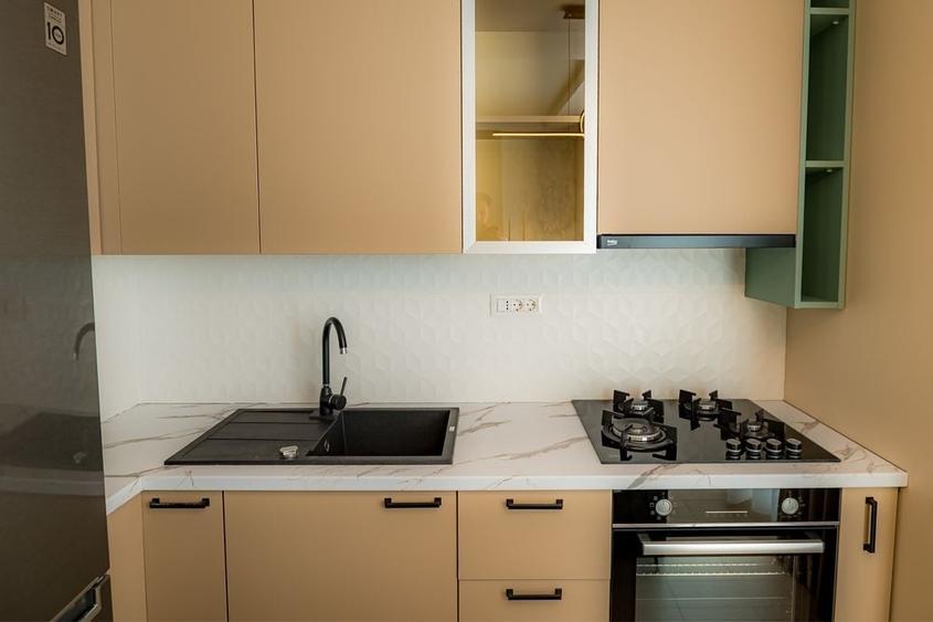 Apartament cu 2 camere decomandat, mobilat în Central