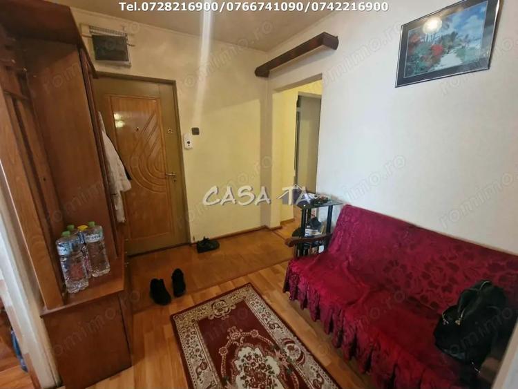 Apartament cu 4 camere decomandat, mobilat în Ultracentral