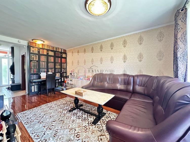 Duplex cu 5 camere cu Canalizare în Bună Ziua