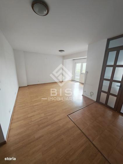 Apartament cu 2 camere decomandat în Sud
