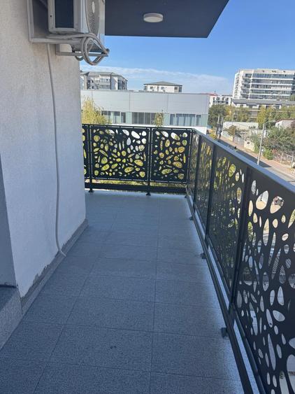 Apartament cu 3 camere decomandat în 1 Decembrie 1918