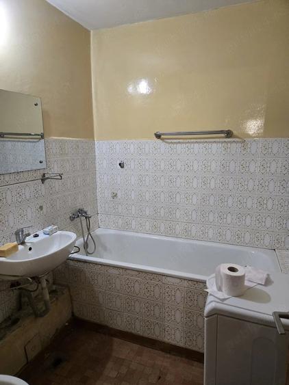 Apartament cu 2 camere semidecomandat în Moșilor