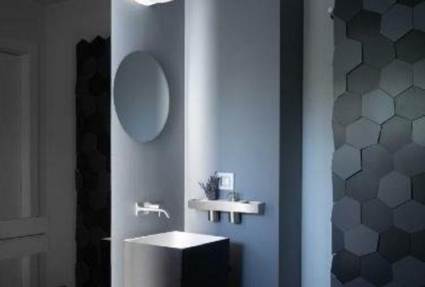 Casă cu 12 camere cu Teren 360 Mp în Domenii