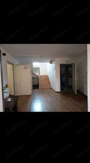 Spațiu comercial, de 794 mp, în Batiz