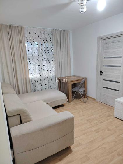 Inchiriez apartament