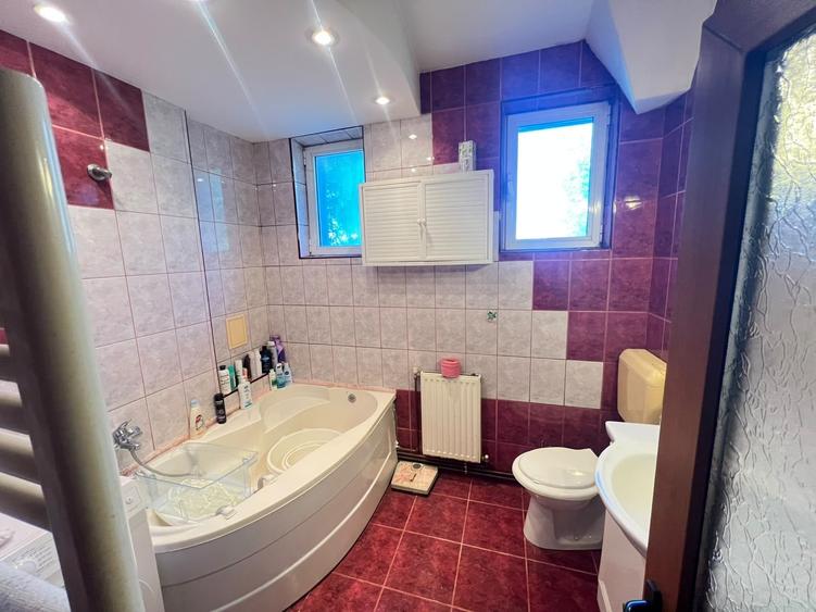 Apartament cu 2 camere decomandat, mobilat în Bartolomeu