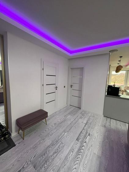 Apartament cu 3 camere decomandat în Ștefan cel Mare