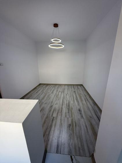 Vand Apartament 2 camere et 1 - 6