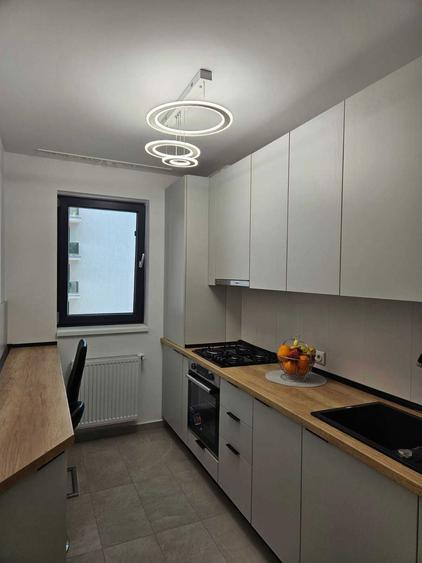 Apartament cu 2 camere decomandat în Cățelu