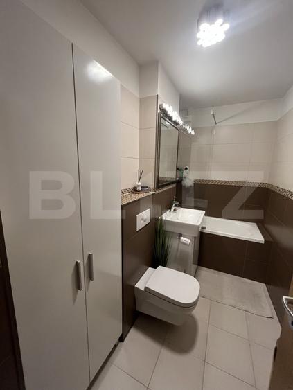 Apartament de vânzare, 3 camere, 71 mp, Bulevardul Dacia - 8