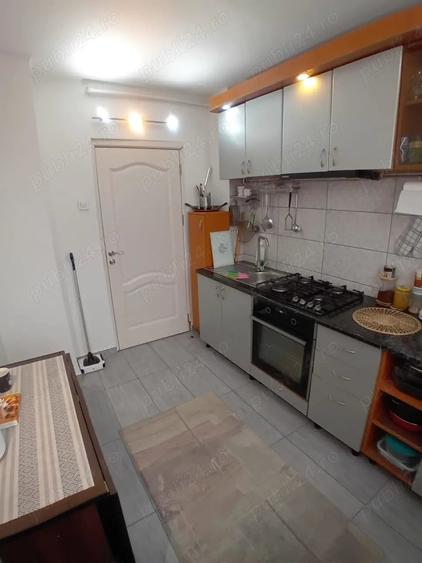 Apartament cu 2 camere semidecomandat în Central
