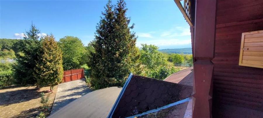 Casă individuală cu 4 camere cu Teren 2156 Mp în Exterior Sud