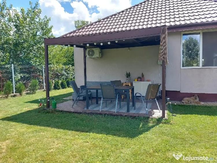 Casă cu 3 camere în Ciorogârla