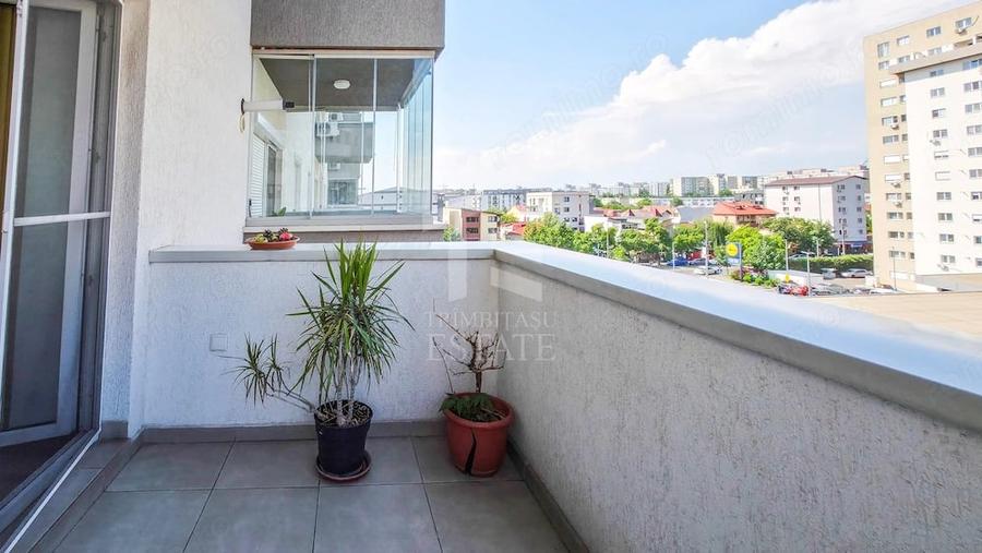 Garsonieră decomandată în Central