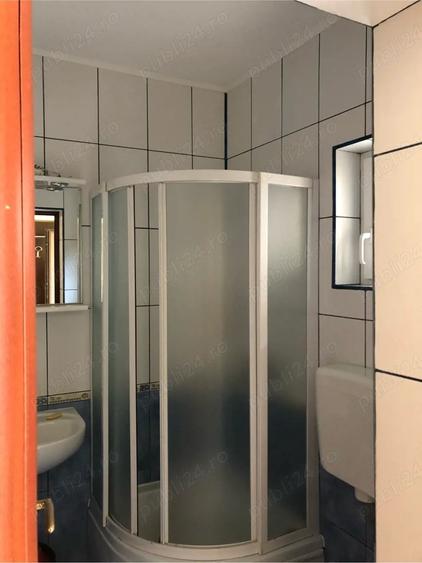 Casă cu 3 camere în Colentina