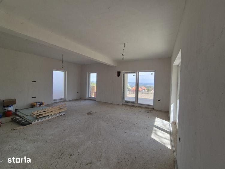 Casă cu 4 camere cu Teren 700 Mp în Feleacu