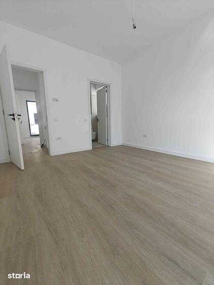 Casă cu 5 camere cu Teren 210 Mp în Ghencea