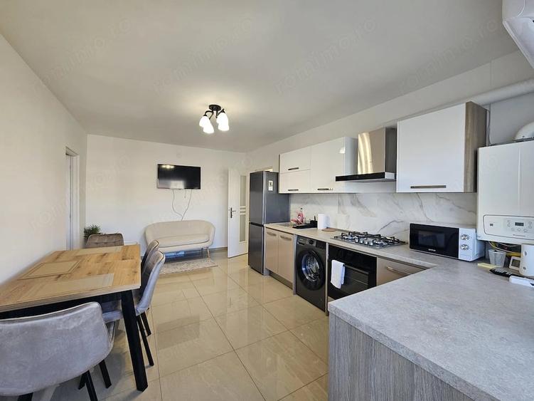 Apartament cu 2 camere decomandat în Decebal
