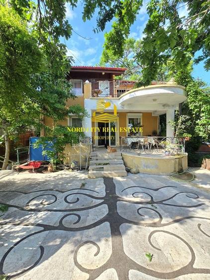 Casă individuală cu 6 camere cu Canalizare în Izvorani