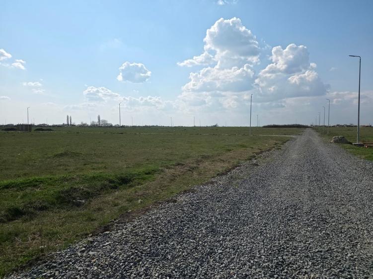 Teren Construcții intravilan de 740 mp, în Săcălaz