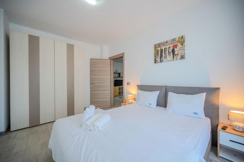 Apartament cu 2 camere decomandat în Mamaia-Sat