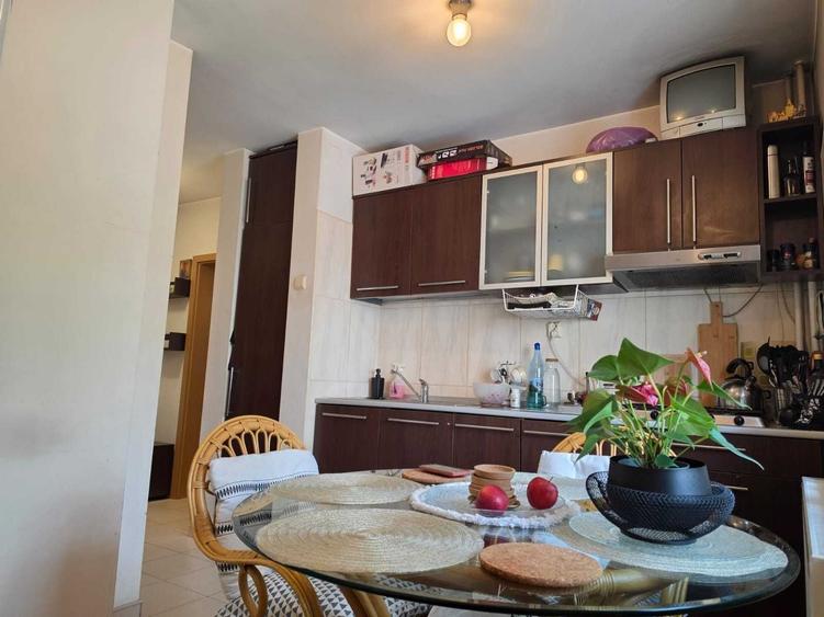 Garsonieră decomandată în Central