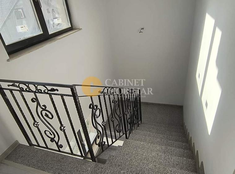 Duplex cu 4 camere cu Canalizare în Horpaz