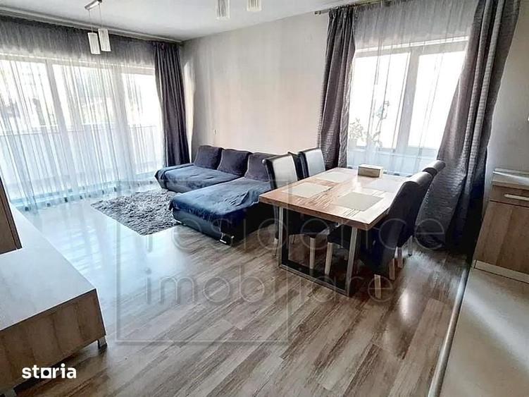 Apartament cu 3 camere semidecomandat în Între Lacuri