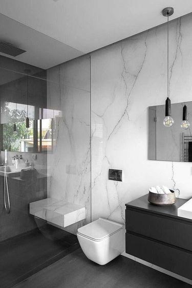 Apartament cu 3 camere decomandat în Feldioara